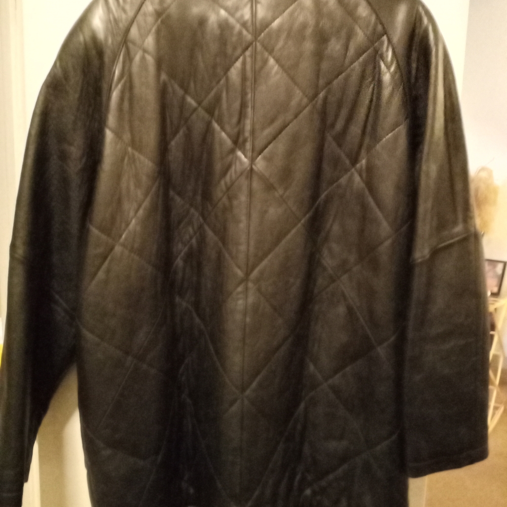 JlC womans leather coat